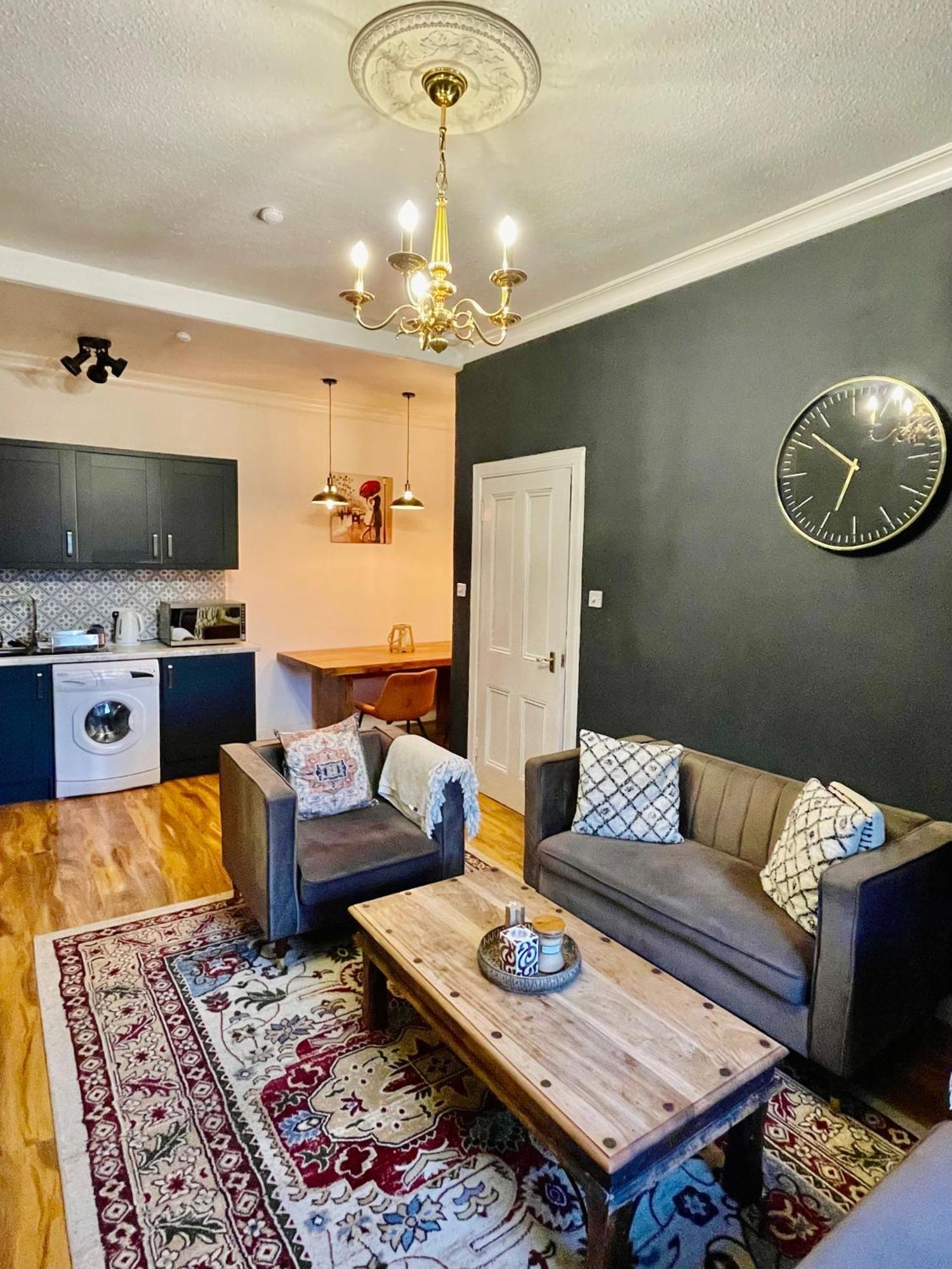 Glamours Stylish Victorian Near Centre Appartement *